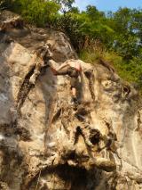 Min_Ton-Sai-Wall-005.jpg