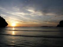 Min_Wee-S-Present-Wall-015.jpg